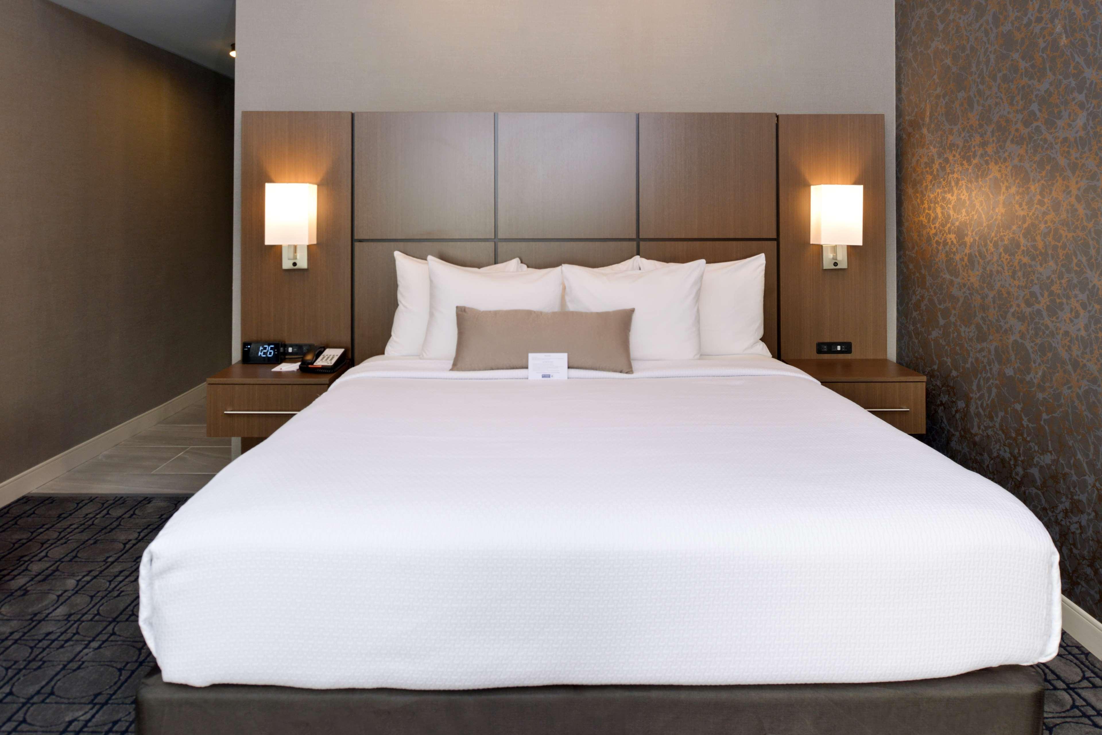 Best Western Plus Coalinga Inn Екстериор снимка