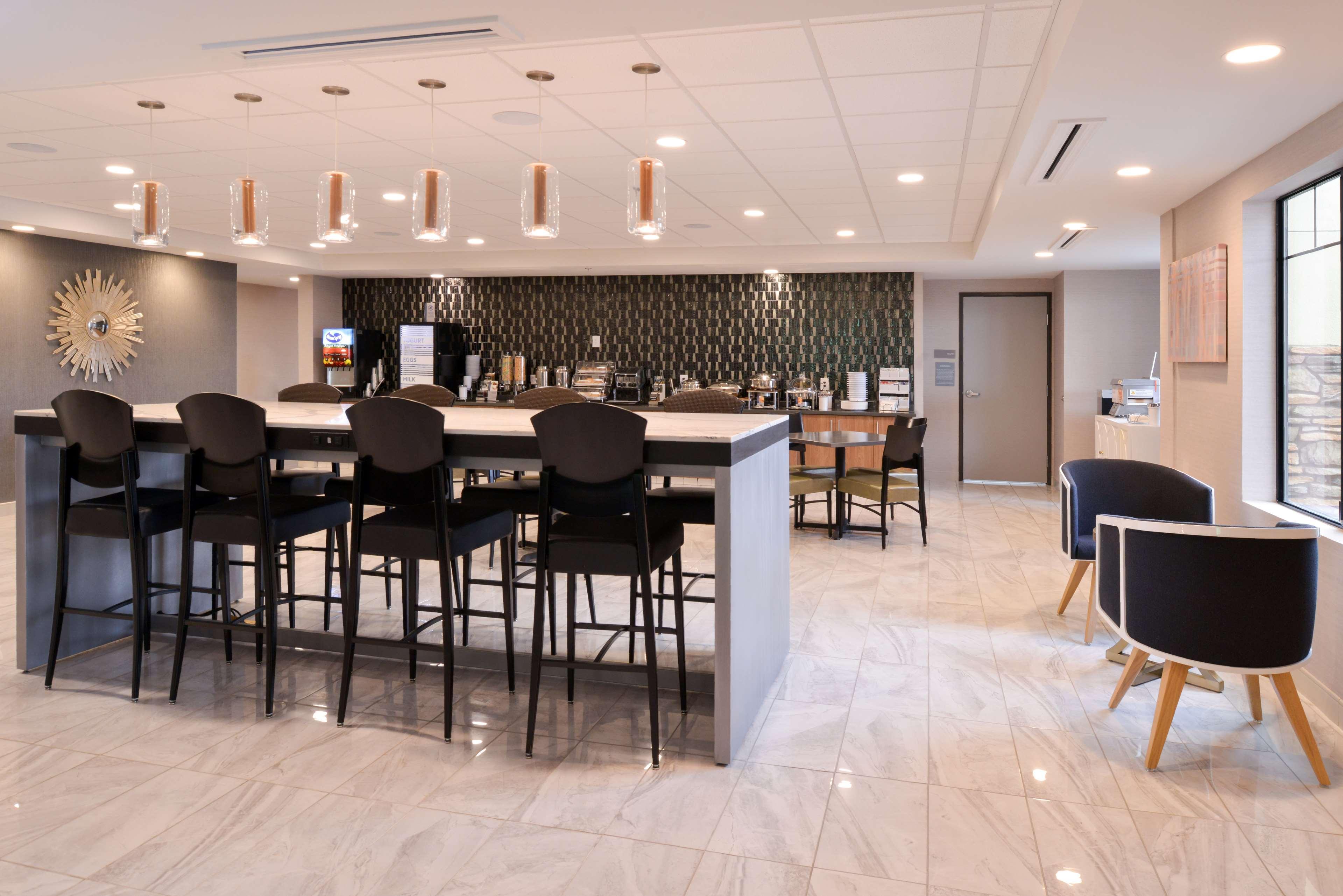 Best Western Plus Coalinga Inn Екстериор снимка